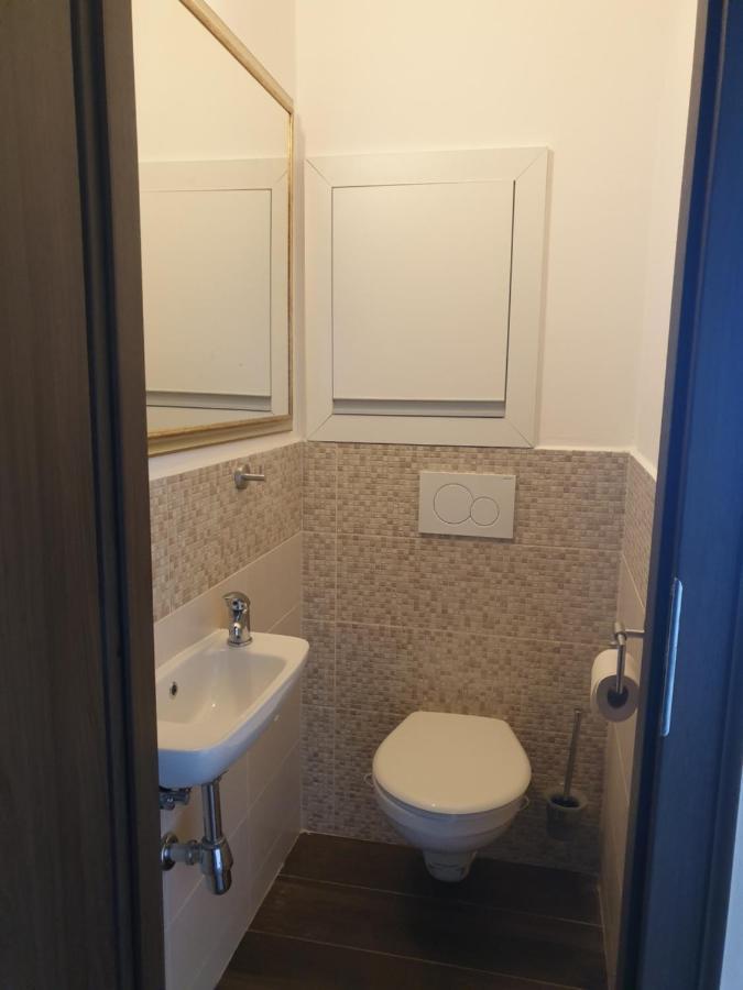 Apartman Valentin Διαμέρισμα Komárno Εξωτερικό φωτογραφία